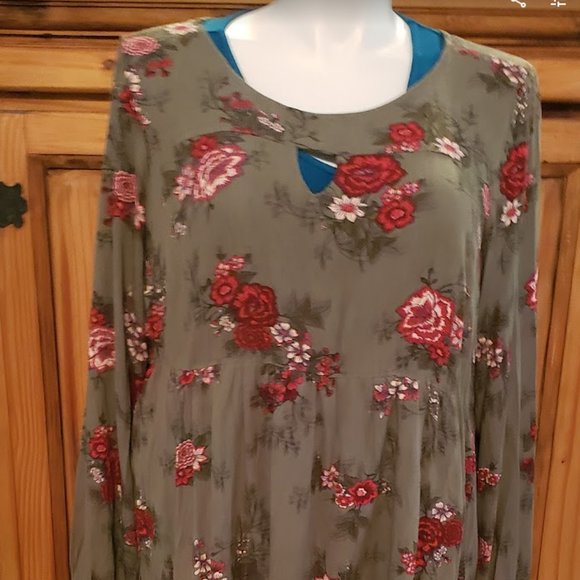 Torrid Top Size 1 Womens Olive Green Floral Print Gauze Babydoll Tunic B… - Picture 1 of 7